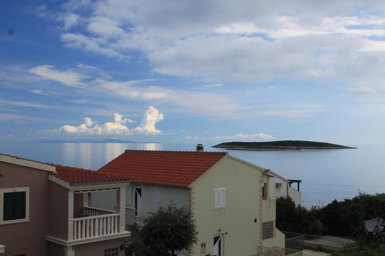 Apartments By The Sea Milna, Vis - 8896 Eksteriør billede